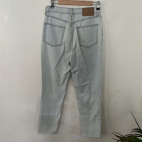 H&M ripped Jeans   - Picture 3 of 4